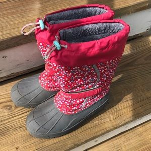 LL Bean girls winter boots size 4